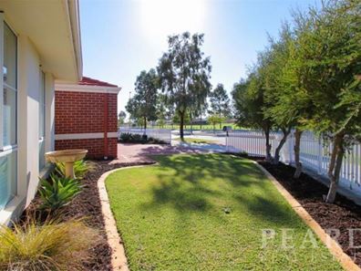 9 Everard Avenue, Ellenbrook WA 6069