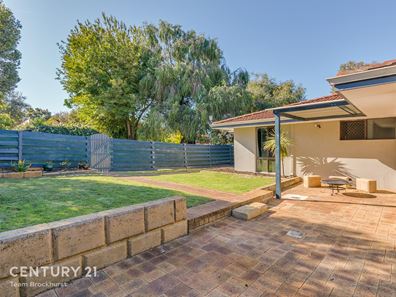 90 Regency Drive, Thornlie WA 6108