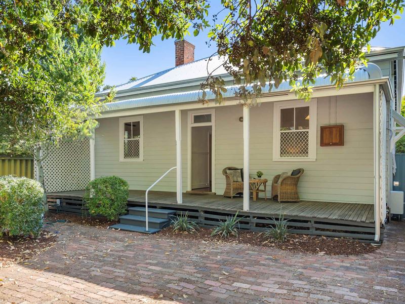 27 Megalong Street, Nedlands WA 6009