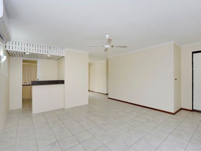 4 Linville Ave, Cooloongup WA 6168