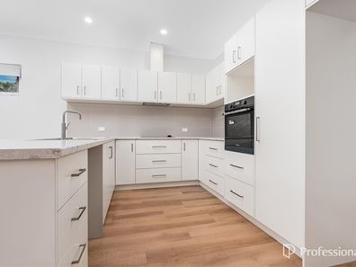 15 Waldeck Street, Geraldton WA 6530
