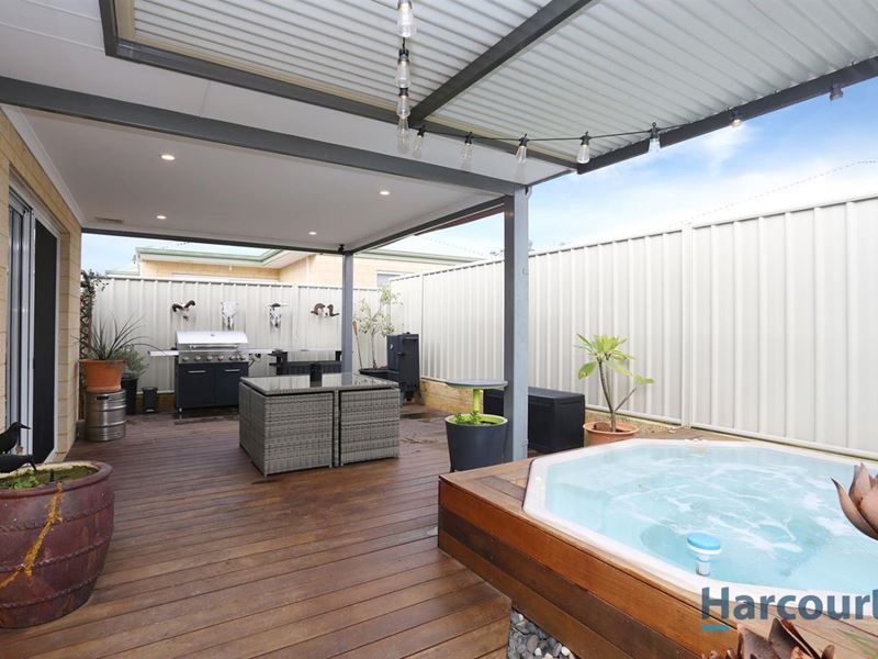 2 Fairfax Street, Hilbert