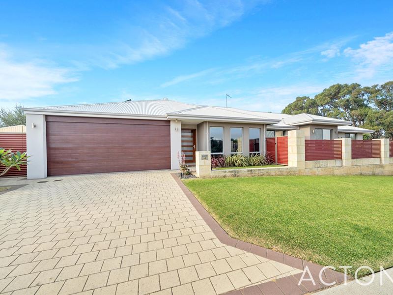 42 Preston Drive, Lake Coogee WA 6166