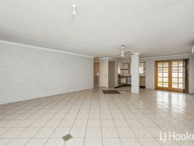 9 Imperial Court, Seville Grove WA 6112