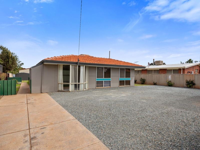 8 Nemesis Place, South Kalgoorlie