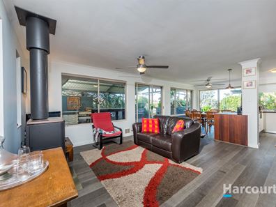 4 Seabrook Grove, Clarkson WA 6030