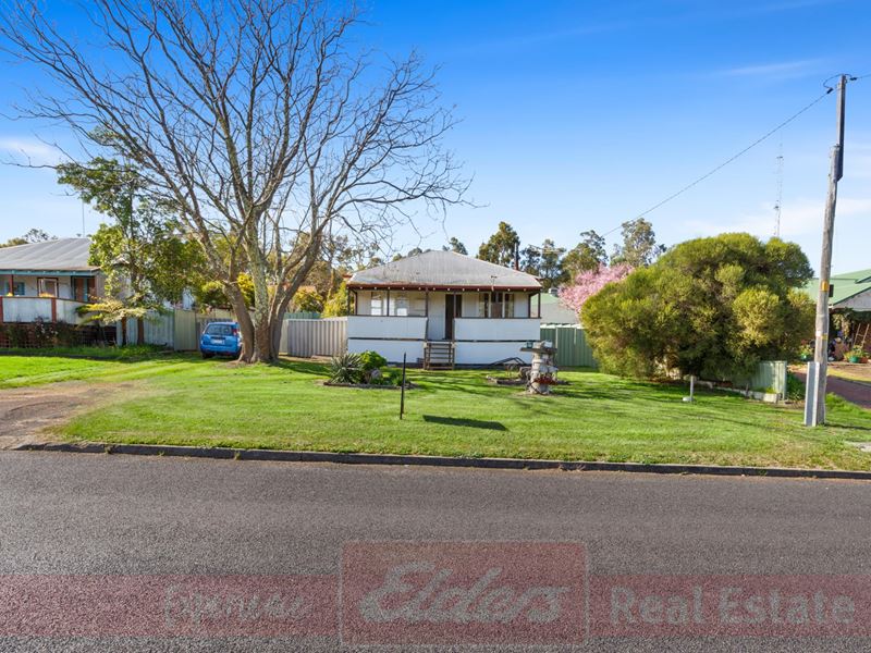14 Denton Road, Collie