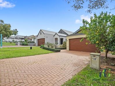 27A Holman Street, Melville WA 6156