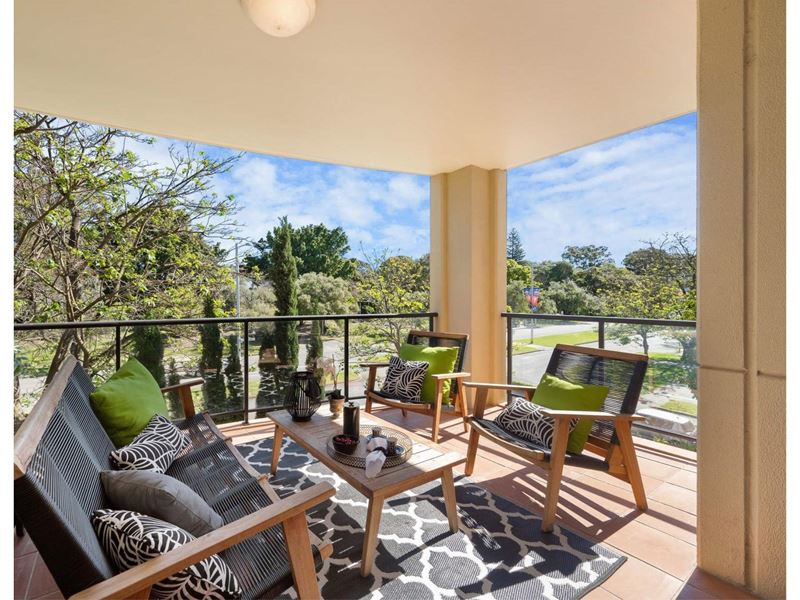 10/16 Kings Park Road, West Perth