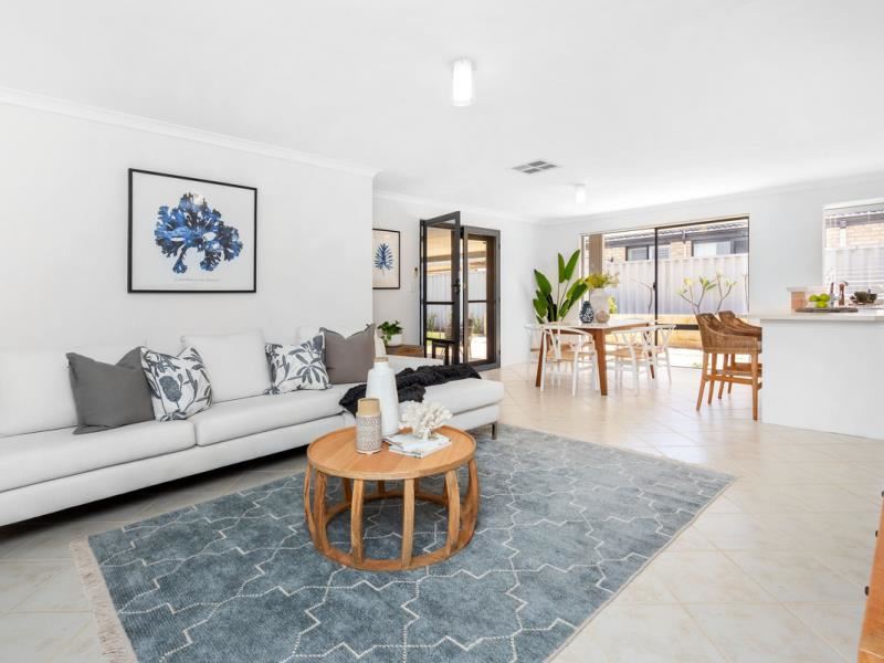 11 Kirkimbie Street, Carramar