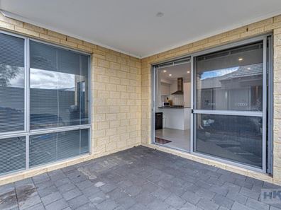 22 Donatti Retreat, Caversham WA 6055