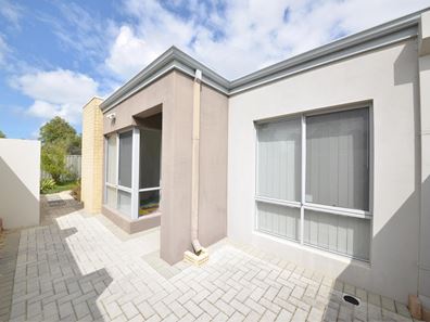 15 Agora Lane, Alkimos WA 6038