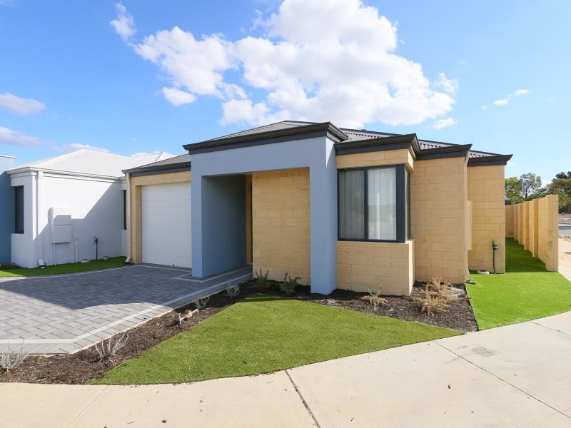 1a Milagro Fairway, Seville Grove WA 6112