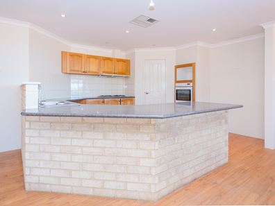 60 Dolbys Drive, Waggrakine WA 6530