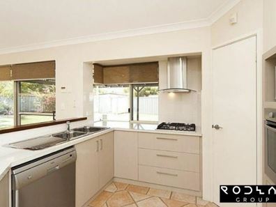 7 Mission Pl, Cooloongup WA 6168