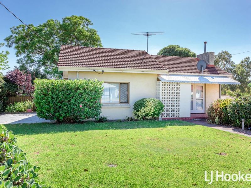 42 Martindale Avenue, Thornlie WA 6108