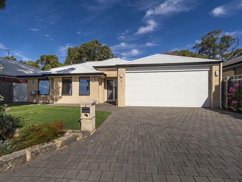 4 Westwood Grove, Meadow Springs