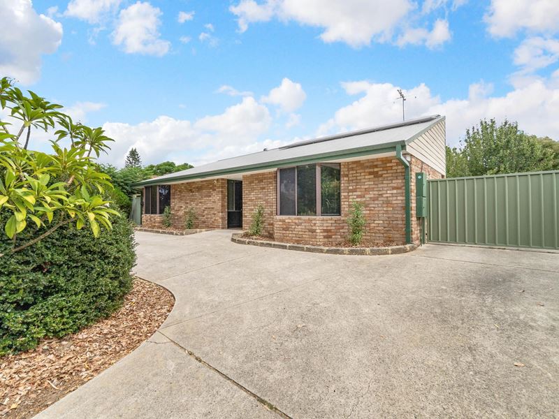 6 Esther Place, Gosnells WA 6110