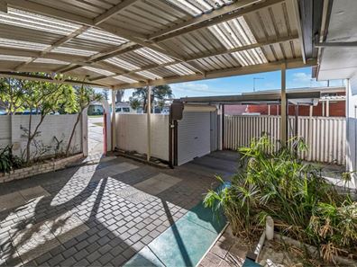 16 Corona Close, Rockingham WA 6168