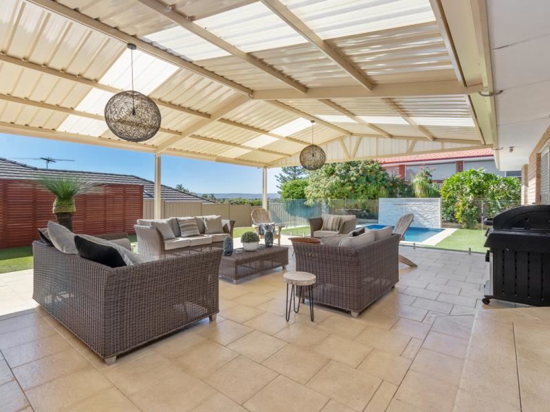 10 Ridgehaven Court, Canning Vale