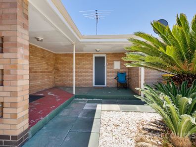 2/34 Janis Street, Halls Head WA 6210