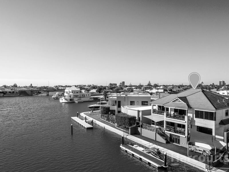 12 Picaroon Place, Halls Head