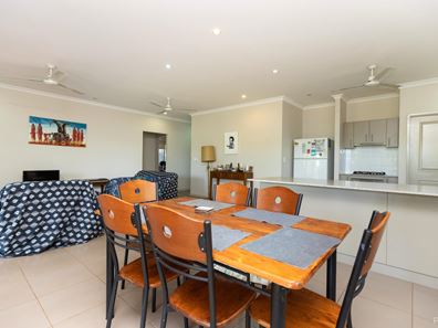 27 Tokumaru Bend, Bilingurr WA 6725