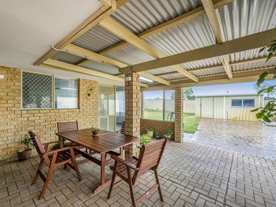 46 Waikiki Road, Safety Bay WA 6169