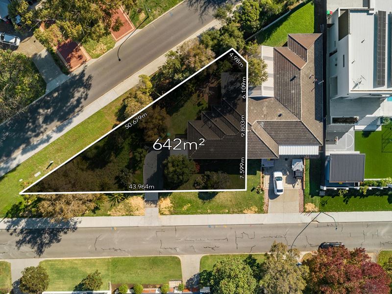 2A Roberts Road, Attadale