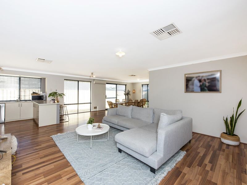 15 Remembrance Drive, Baldivis