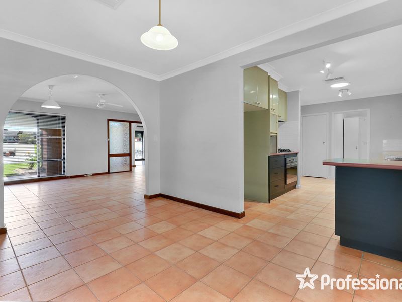 12 The Parapet, Willetton