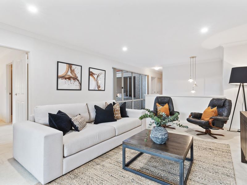 9a Robert Street, Como
