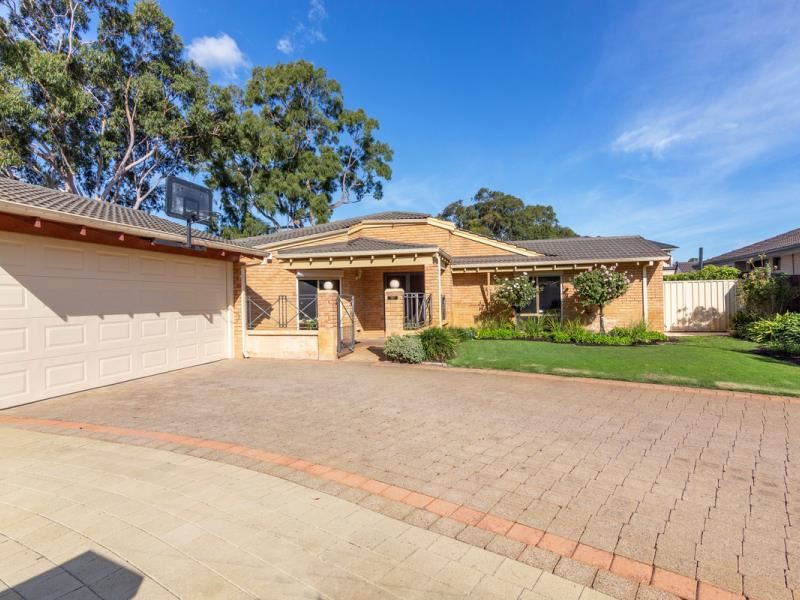 6 Park View Green, Churchlands