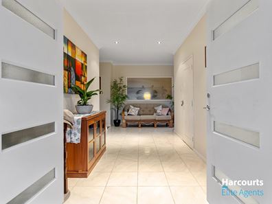 9 Mcclure Street, Safety Bay WA 6169