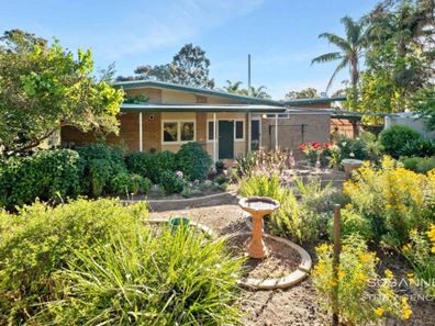 54 Watsonia Road, Gooseberry Hill WA 6076