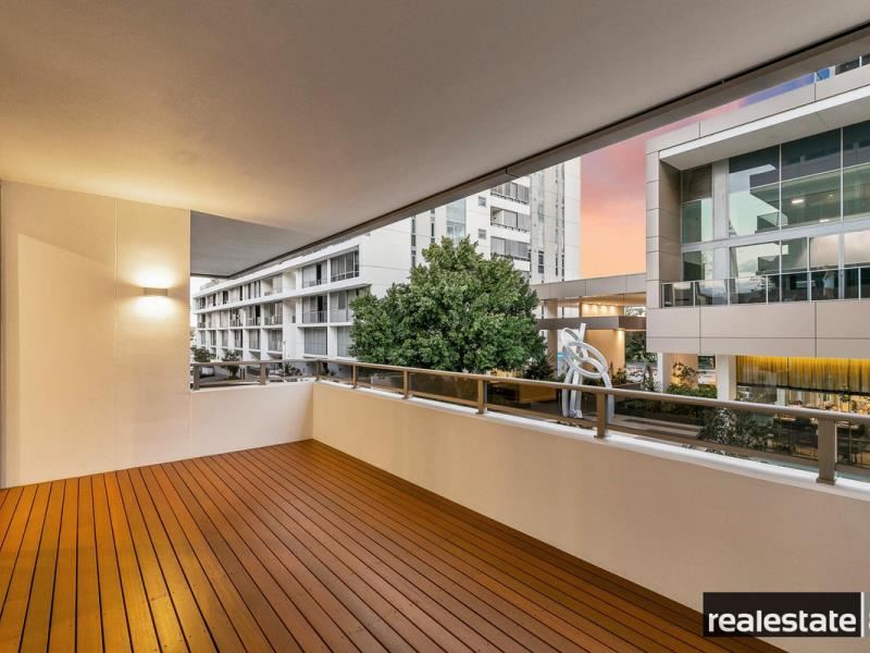113/8 Moreau Parade, East Perth
