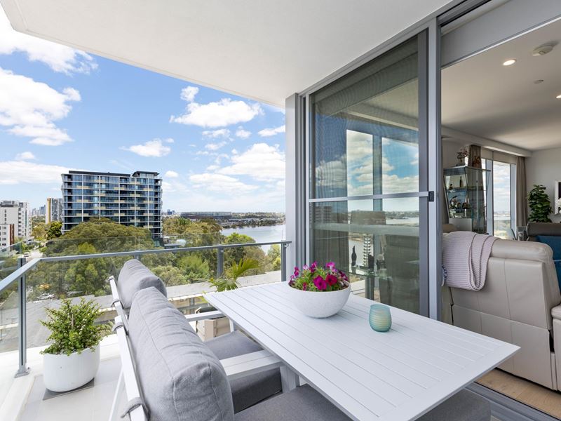 712/60 Riversdale Road, Rivervale