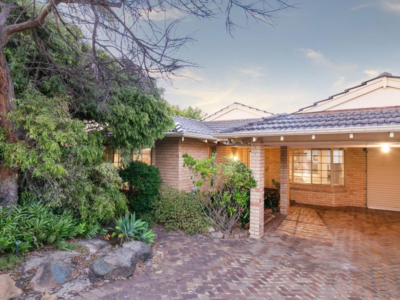 14 Cooper Ridge, Winthrop