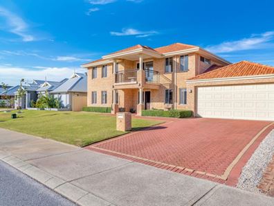 9 Lowlands Crescent, Secret Harbour WA 6173