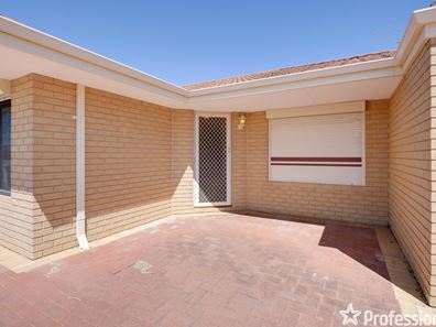 22 Eva Lynch Way, Warnbro WA 6169