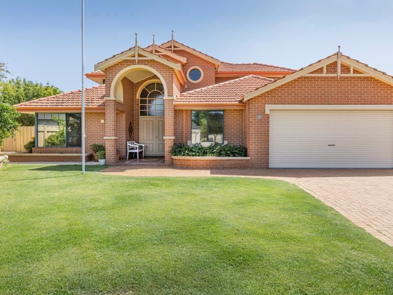 4 Boxall Place, Churchlands
