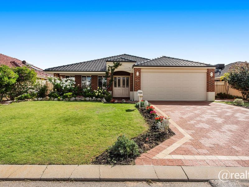 16 Rathbun Street, Secret Harbour
