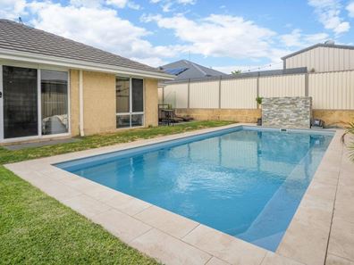 4 Comet Street, Singleton WA 6175