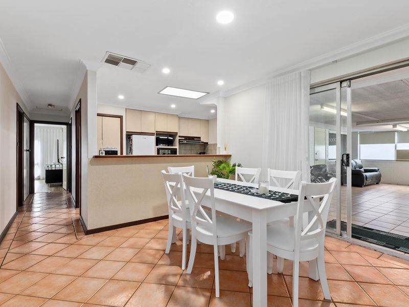 118 Gilbertson Road, Kardinya