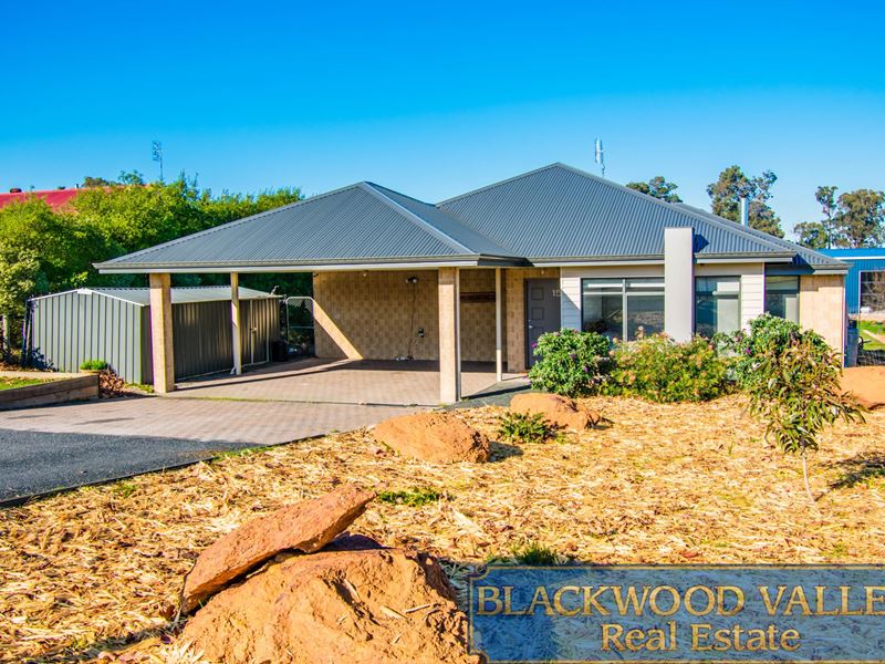 15 Gleneagles Drive, Bridgetown WA 6255