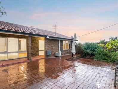 29 Fenellia Crescent, Craigie WA 6025