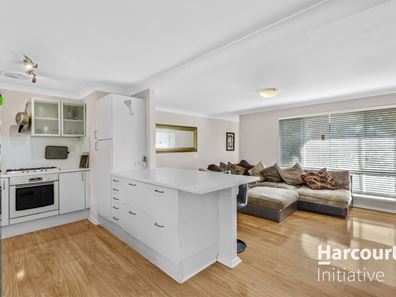 14 Stoke Court, Girrawheen WA 6064