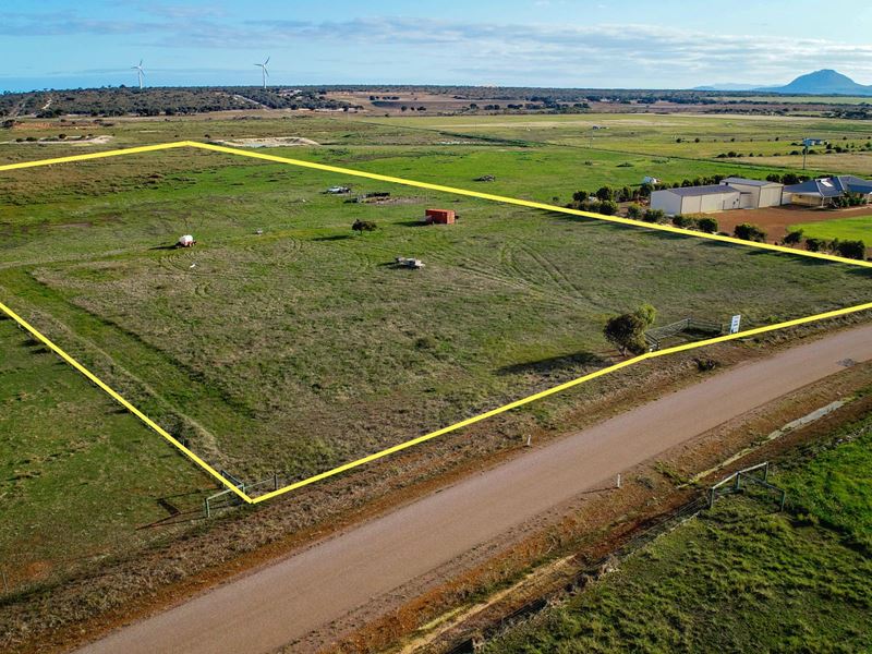 207 Acacia  Drive, Hopetoun