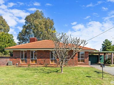 8 Windarra Way, Armadale WA 6112