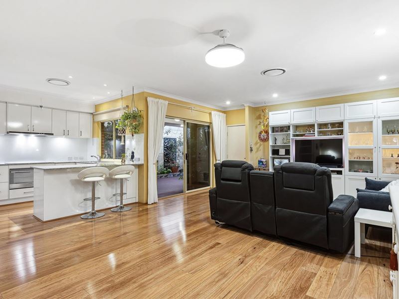 22 McLaren Avenue, Beeliar